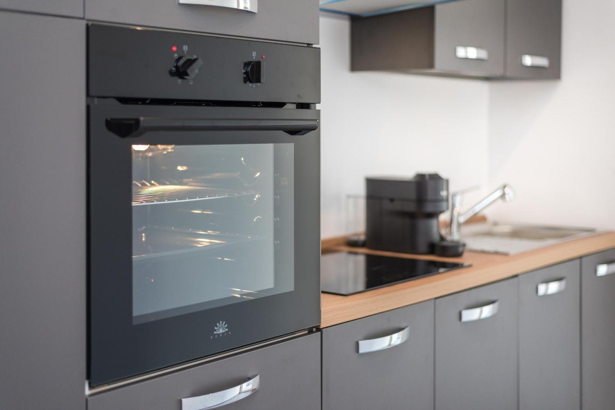 Apartment Ponte Milvio, Flat Moderno Con Ac, Wi-fi, Netflix *